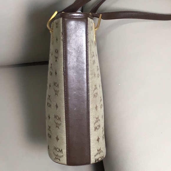 EUC MCM Vintage Book Tote Bag with Matching Wristlet Pouch Brown #V6580 - Picture 6 of 16